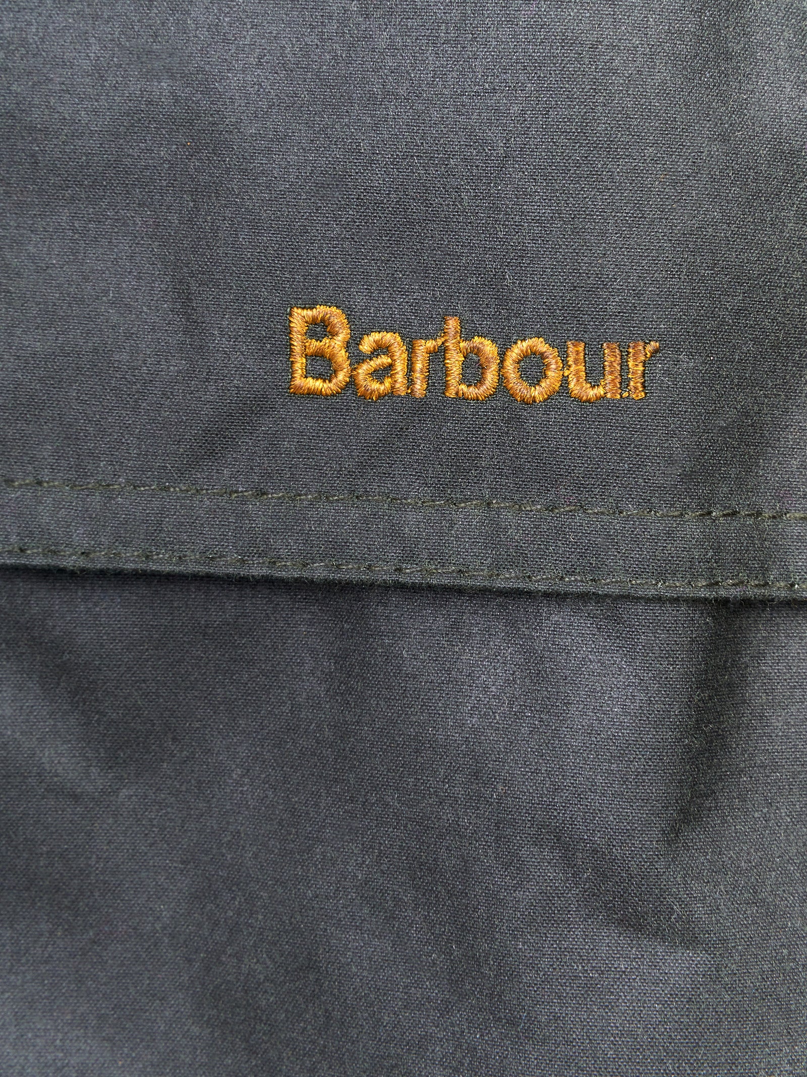 Giubbotto BARBOUR Long beadnell wax
Salvia