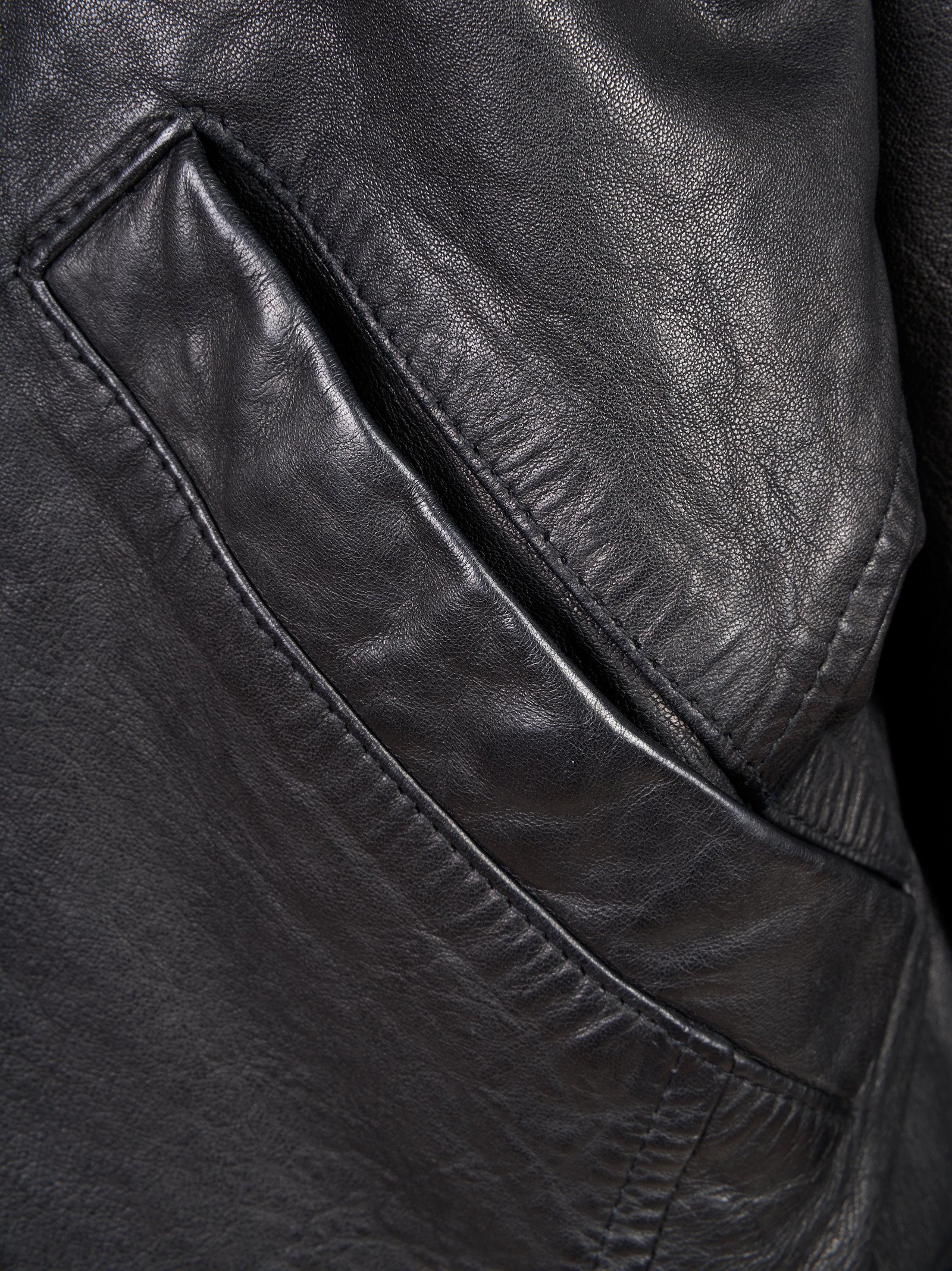 Giubbotto GIORGIO BRATO Chiodo OVER
Nero