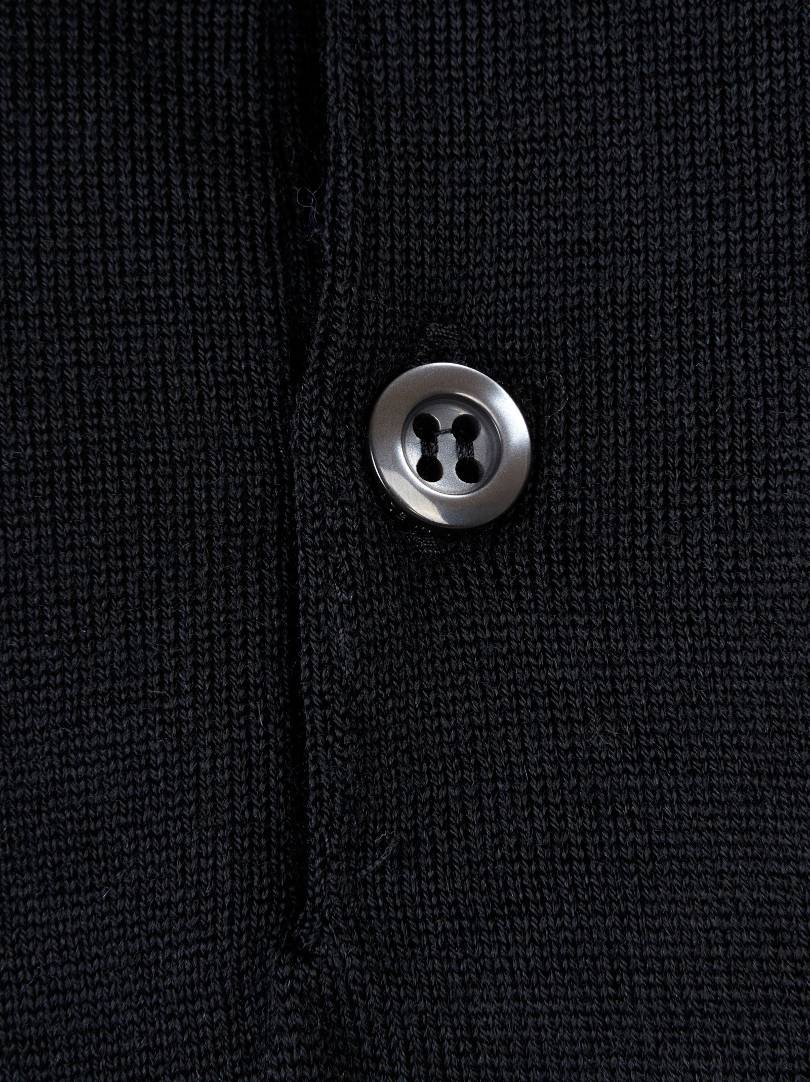 Polo JOHN SMEDLEY Belper
Nero