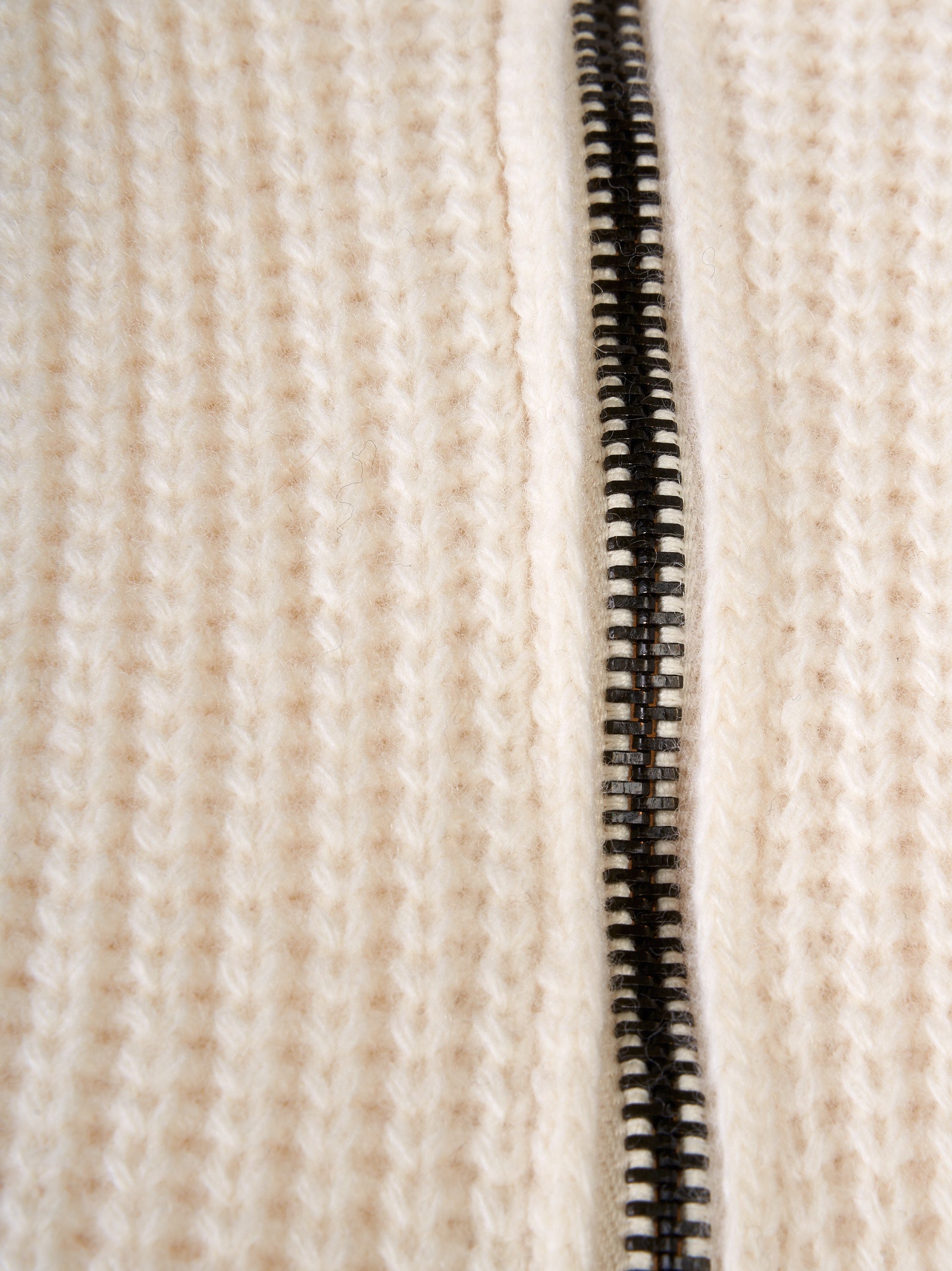 Maglia LANEUS Zip
Off white